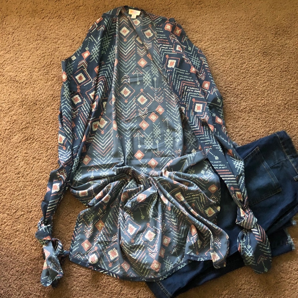 Lularoe printed kimono